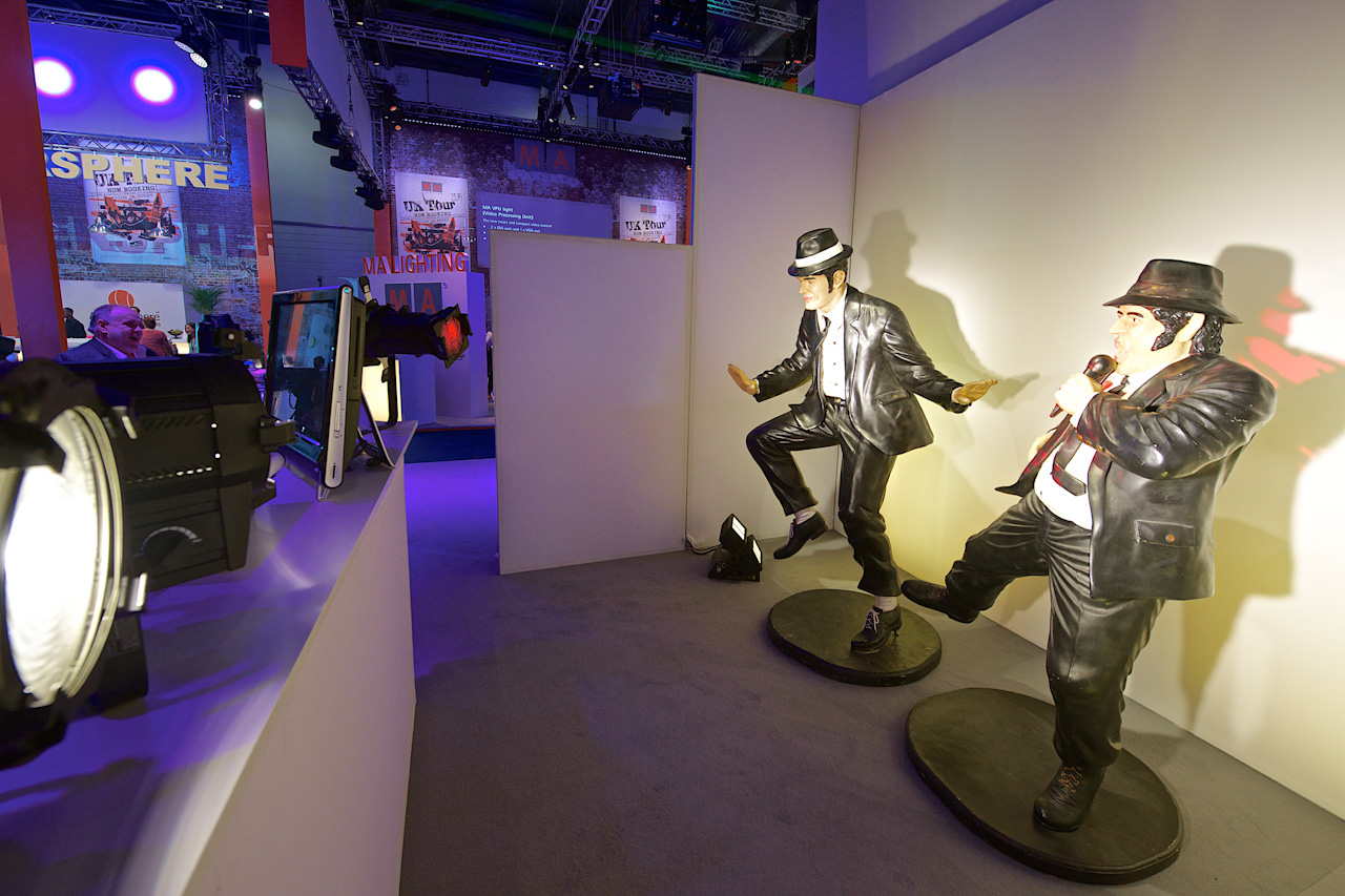 PLASA-2013-Chauvet-Professional-42