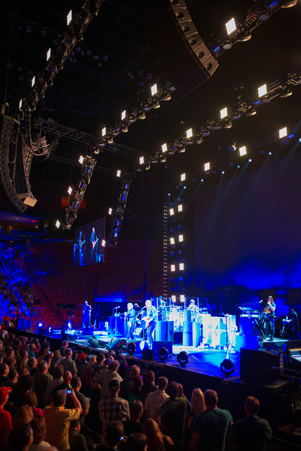 the-who-chauvet-professional-nexus-1