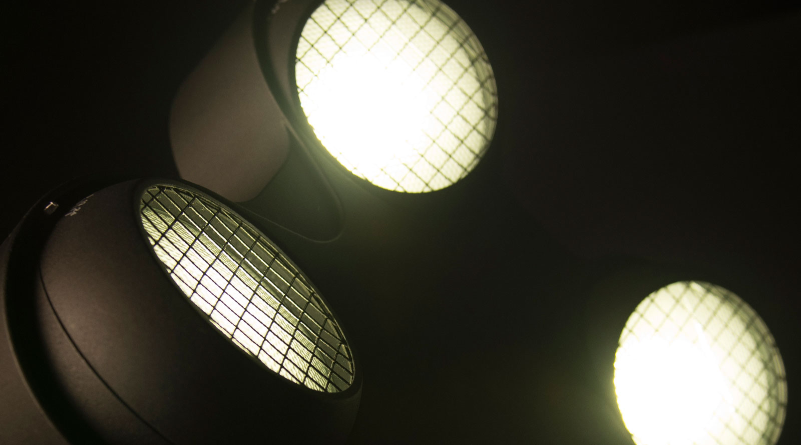 STRIKE 4 CHAUVET Professional