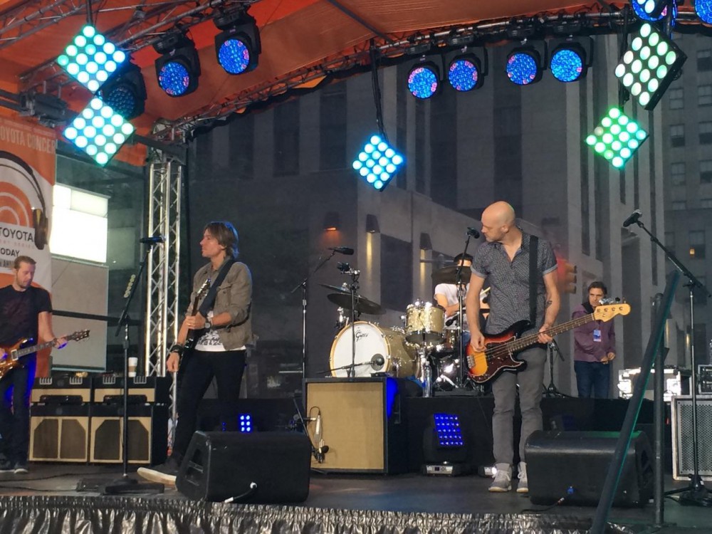 Chauvet Keith Urban Today 1