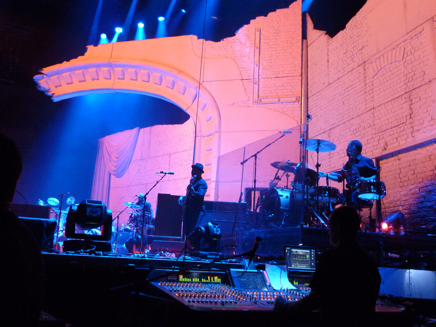 Josh-Groban-017