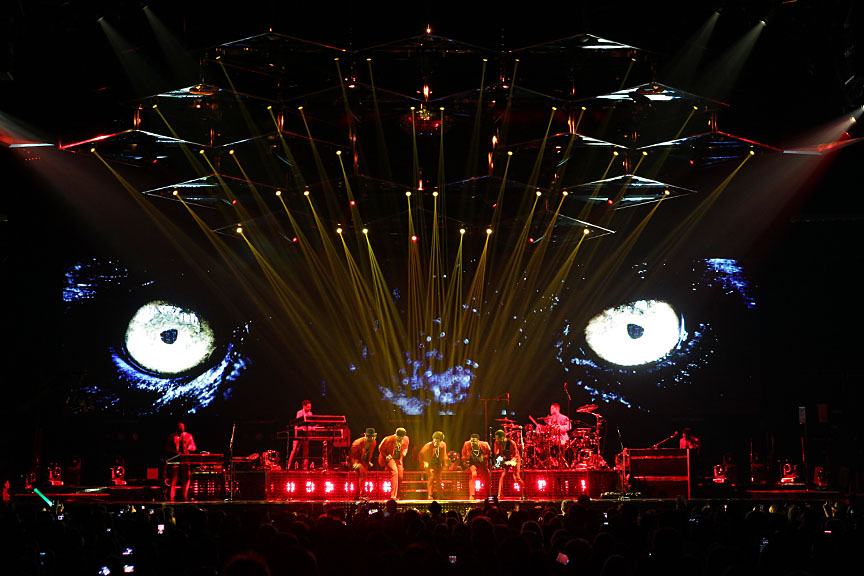 CoryFitzgerald-BrunoMars-PruCtr