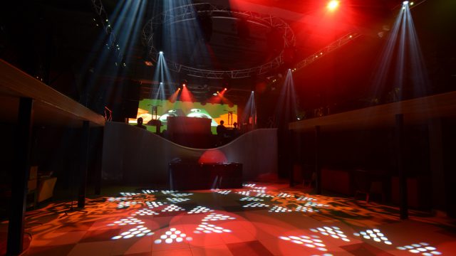 ÉPIX Bar Tour Pixel-Mapping LED Bar | CHAUVET Professional