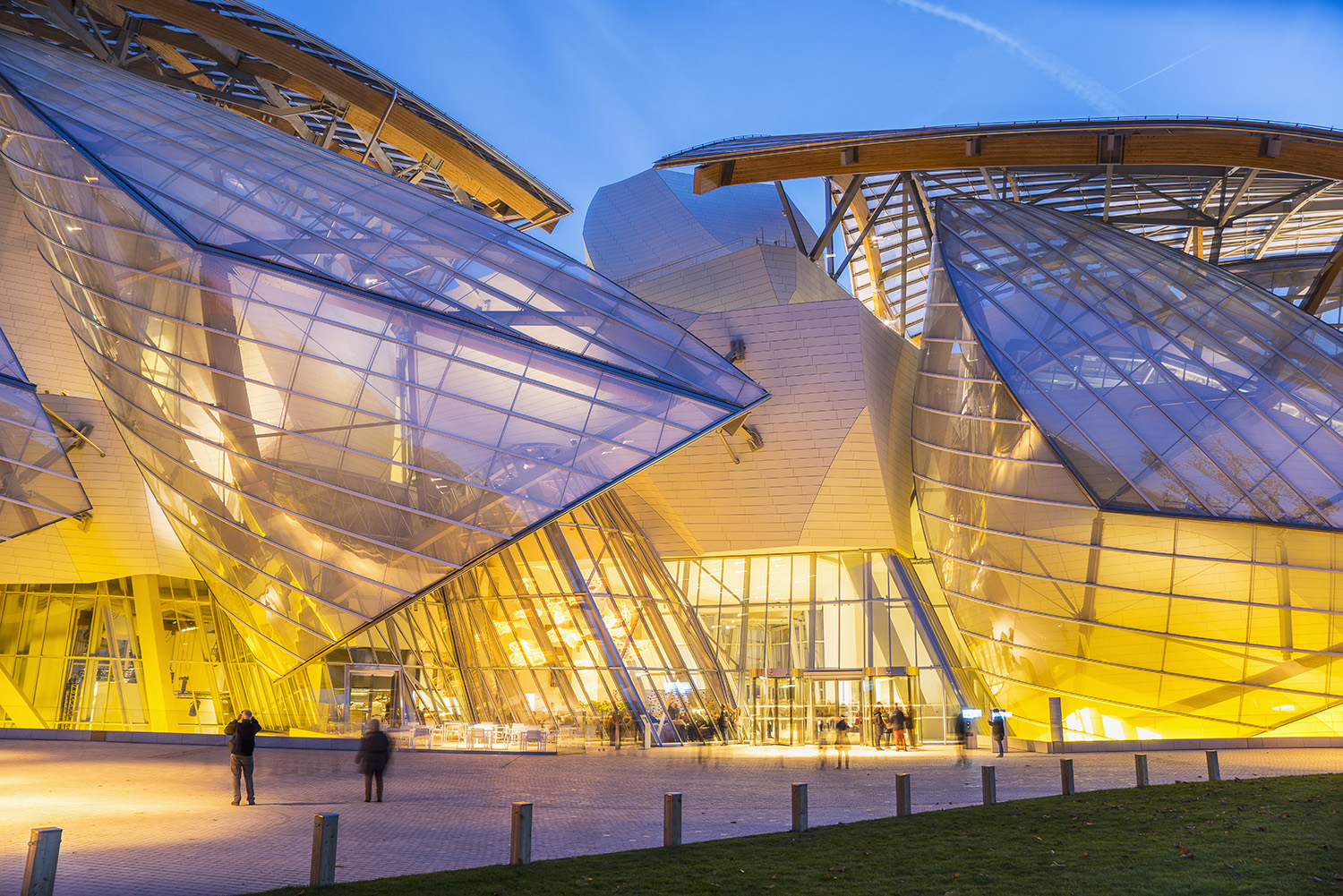 Louis Vuitton Foundation Gets Quiet Contribution From Prodster and Maverick  Silens 2 Profile